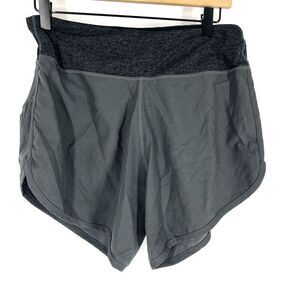 Rabbit Running Shorts Size Medium Womens Gray Lined 6" Inseam Stretch Pockets